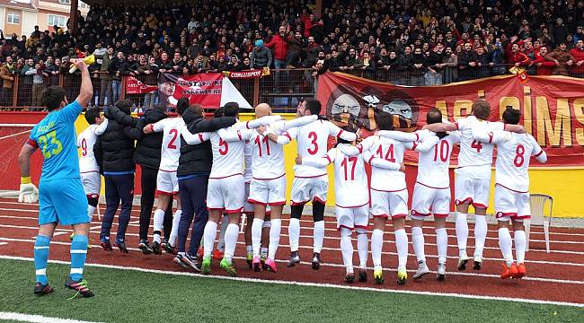 Çorluspor Şampiyonluğa Koşuyor