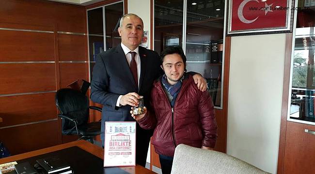 Down Sendromlu Özgür’den Örnek Hareket