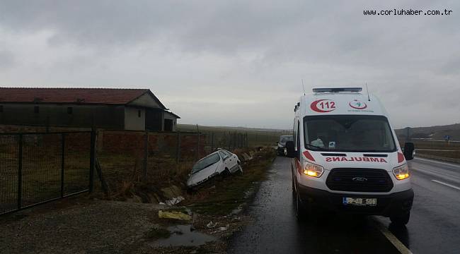 Otomobil Su Kanalına Düştü, 1 Yaralı