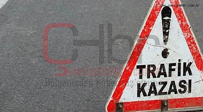 Yollar Buz Tuttu Otomobiller Çarpıştı, 3 Yaralı