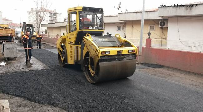 Önce Yama Sonra Asfalt Atıldı