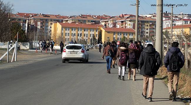 Öğrenciler Tehlikeyle Karşı Karşıya