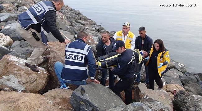 Kayalıkların Arasına Düşerek Ağır Yaralandı