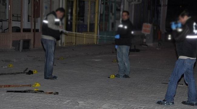 İki Grup Arasında Silahlı Kavga, 5 Yaralı