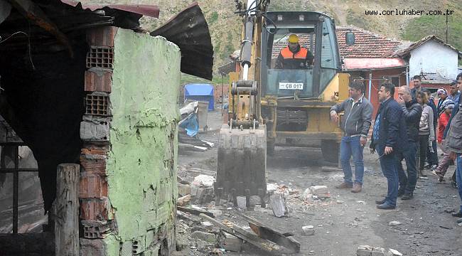 Kore'de Yıkım Başladı