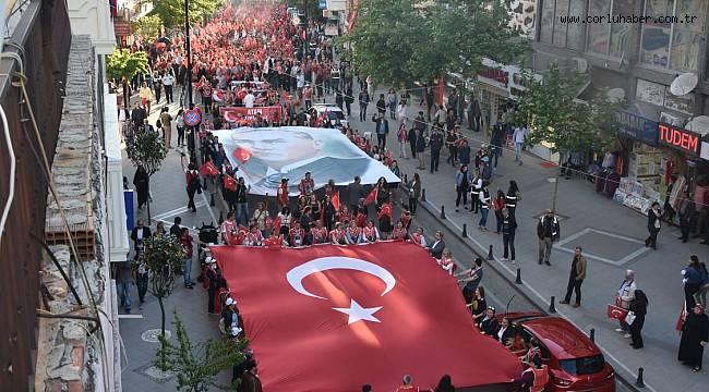 19 Mayıs Ateşi 98'inci Kez Yandı