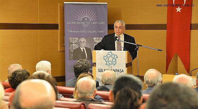 Aydınlanma Toplantılarının Mayıs ayı konuğu Eski Bakan Ali Topuz oldu