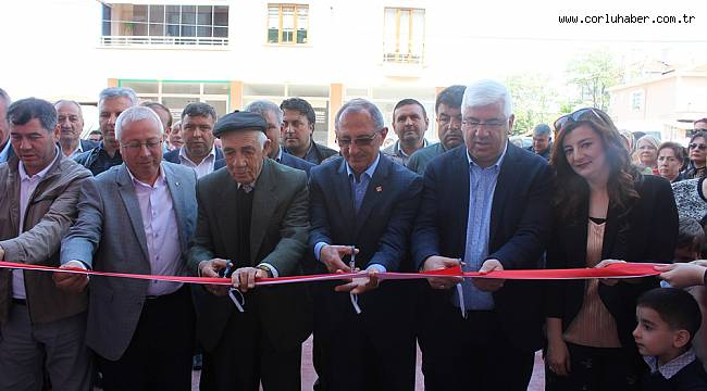 Başkan Kızının Yeni İş Yerini Açtı