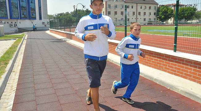 40 Derece Sıcaklıkta Zorlu Koşu