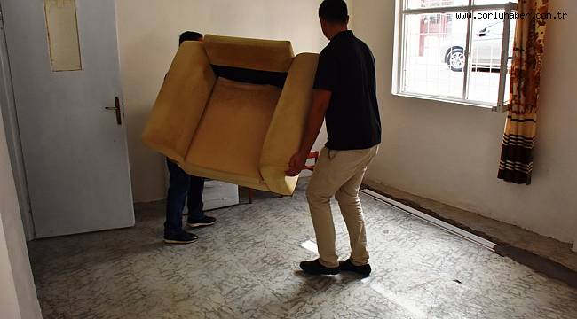Yaşlı Kadının Umudu Oldular