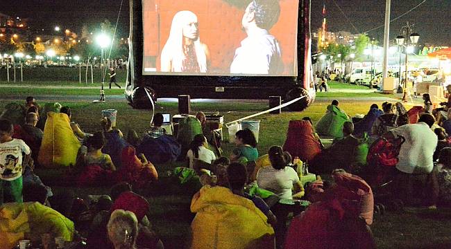3. Açık Hava Sinema Geceleri Başladı