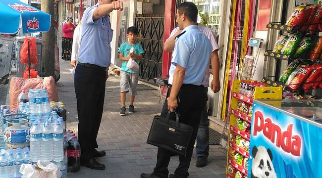 Kaldırım İşgali Yapan Esnaflar Denetleniyor