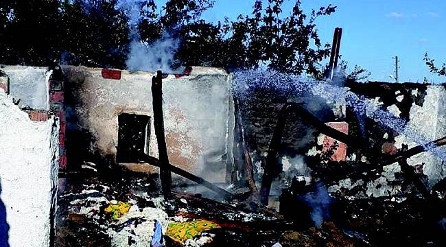 Evi Yanan Aileye Tekirdağ Büyükşehir Belediyesi’nden Destek