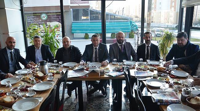 "Esnaf Arkadaşlarımın Daha İyi Hizmet Almaları İçin Adayım"             