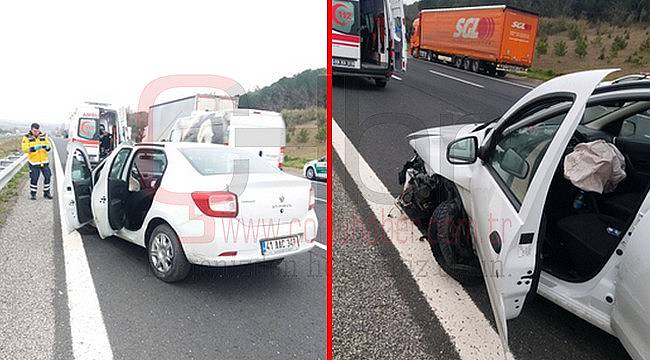 Otomobil Bariyerlere Çarptı, 1 Yaralı