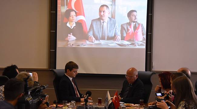 Başkan Eşkinat İddiaları Belgelerle Cevapladı