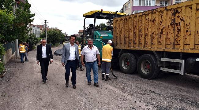 Başkan Sarıkurt Asfalt Çalışmalarını İnceledi