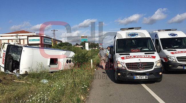 İşçi Servisi Devrildi, 1’i Ağır 10 Yaralı