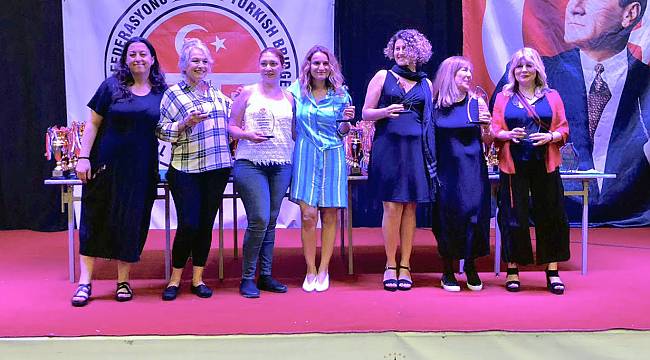 Kadın Briç Sporcularımızdan Büyük Başarı