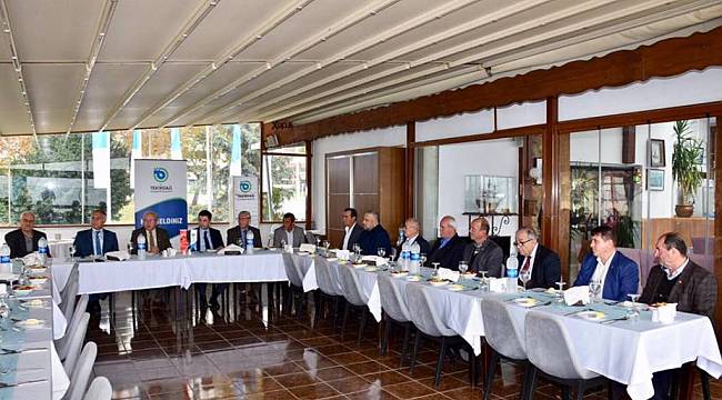 Başkan Kadir Albayrak Muhtarlar İle Bir Araya Geldi