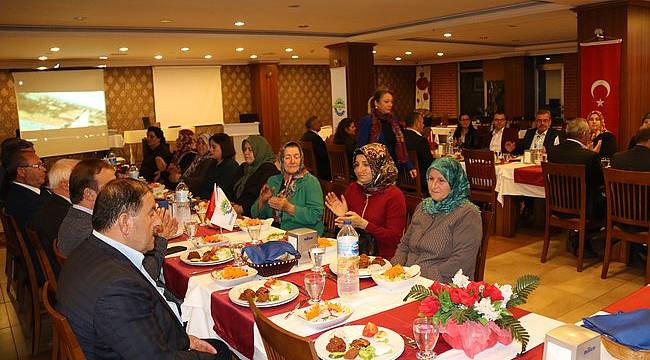 Başkan Yüksel Muhtarlar İle Yemekte Buluştu