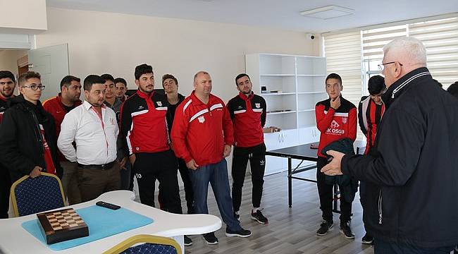 Başkan Yüksel Sağlıkspor Yönetici ve Futbolcuları ile Kahvaltıda Buluştu