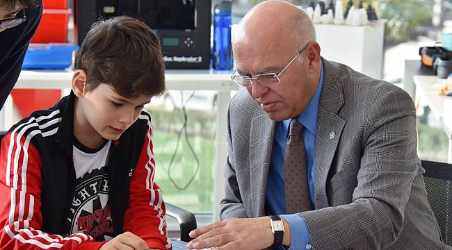 Kod Akademi İle Çocuklar Uzayda Yaşamı Tasarlıyor
