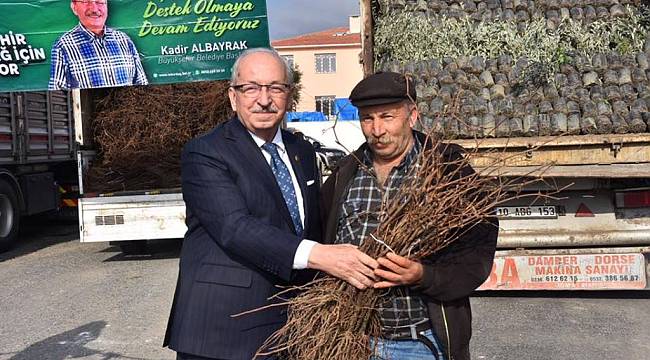 Büyükşehir Belediyesi Üreticiyi Desteklemeye Devam Ediyor