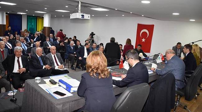 Büyükşehir Belediyesi’nin Kurucu Meclisi Son Kez Toplandı