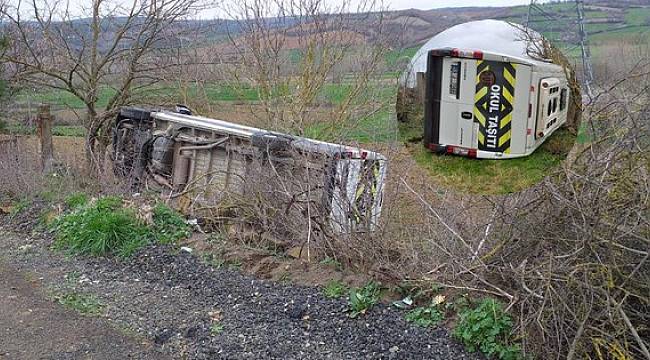 Öğrenci Servisi Devrildi, 4 Yaralı