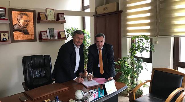 Tekirdağ Birlik Yem İle Malkara Süt Üreticileri Arasında Satış Protokolü İmzalandı