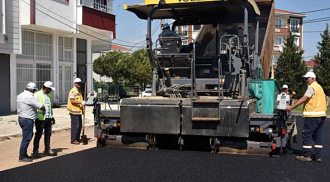 Asfalt Çalışmaları Şehir Genelinde Devam Ediyor