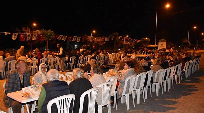 Büyükşehir Belediyesi Geleneksel Sahur Programı Yenice Mahallesi İle Devam Etti