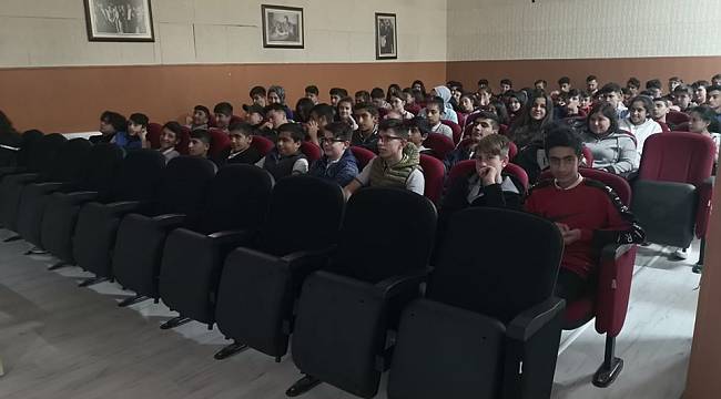 Ergene'de Öğrenciler Geri Dönüşüm Hakkında Bilgilendirildi