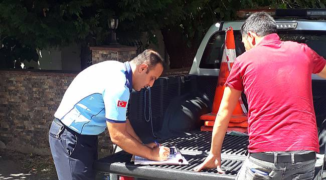 Megafonlu Satıcılar Denetlendi