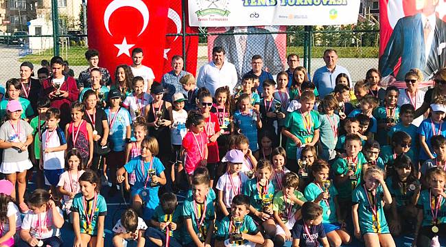 3. Çorlu Yıldızlar Tenis Turnuvası Sona Erdi
