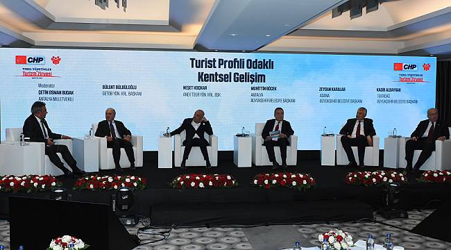 Başkan Albayrak Yerel Yönetimler ve Turizm Zirvesine Konuşmacı Olarak Katıldı