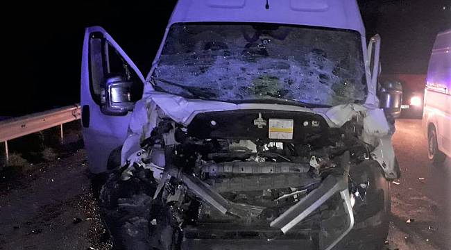 Bilecik'te TIR'la Panelvan Çarpıştı, 1 Ölü
