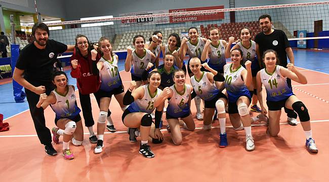ÇBSK Voleybol Takımımız Grup Üçüncüsü Oldu