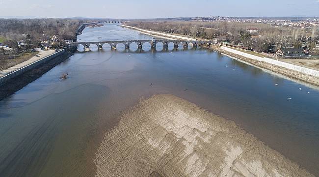Edirne'de Kurak Geçen Kış Çiftçiyi Endişelendiriyor