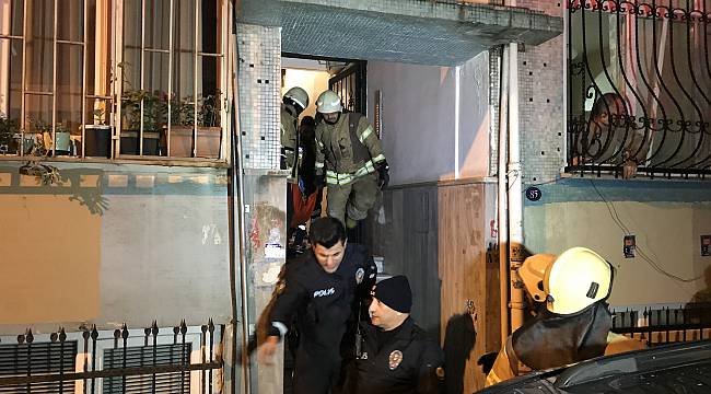 Kadıköy'de Çıkan Yangında 4. Kattan Atlayan 1 Kişi Öldü