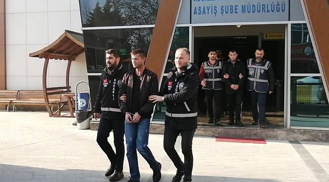 Kendilerini Polis ve Savcı Olarak Tanıtan Telefon Dolandırıcıları Tutuklandı