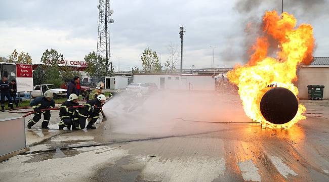 Kocaeli'de 15 Bin Kişiye İtfaiyecilik Eğitimi Verildi