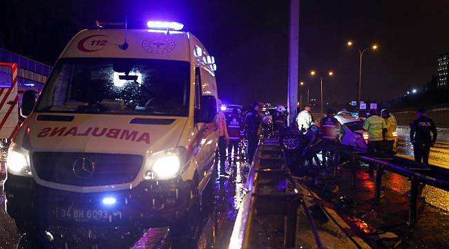Sarıyer'de Bariyerlere Çarpan Otomobilin Sürücüsü Öldü
