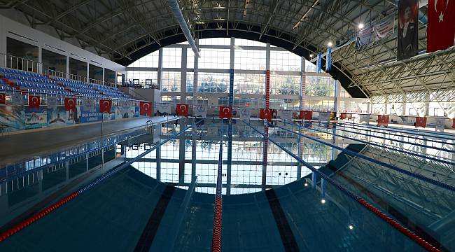 Tekirdağ'da Olimpik Yüzme Havuzu İlgi Görüyor