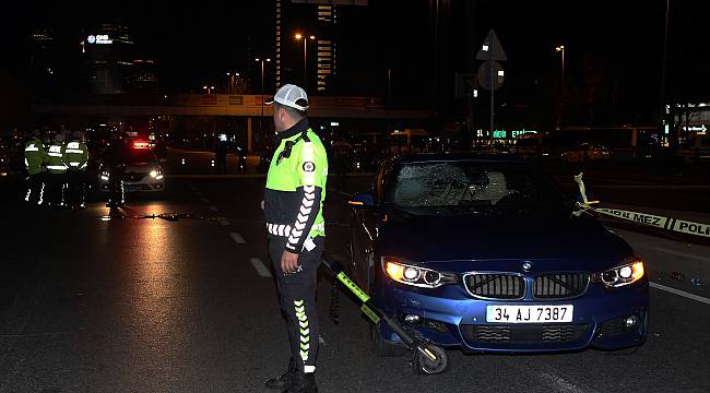 Beşiktaş'ta otomobilin çarptığı mobilet sürücüsü genç öldü