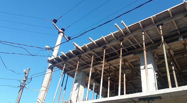 Elektrik Akımına Kapılan İşçi Hayatını Kaybetti