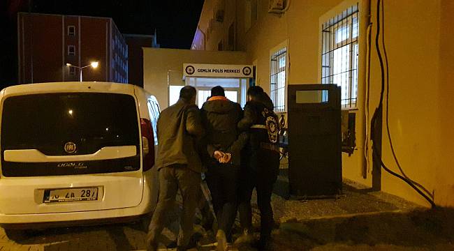 Evine Çağırdığı Komşusunu Silahla Vurarak Öldürdü
