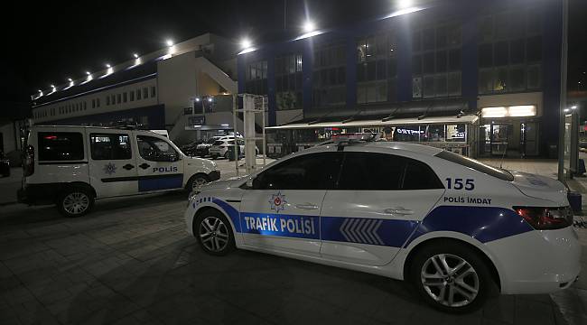 Polis, Belinden Silahını Alan Kişi Tarafından Ayağından Vuruldu