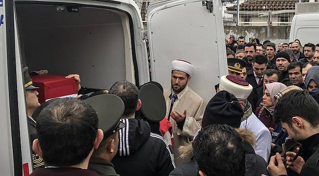 Şehit Olan Uzman Çavuş Demir'in Cenazesi İstanbul'a Getirildi